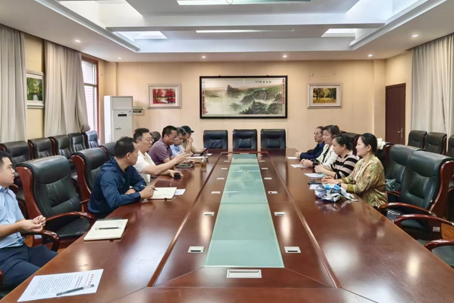 筑牢食安防线严守纪律底线  ——衡阳开放大学召开新学期食堂供应商食品安全工作会议